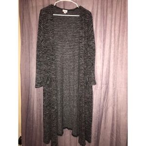 Medium black & gray LuLaRoe sarah cardigan